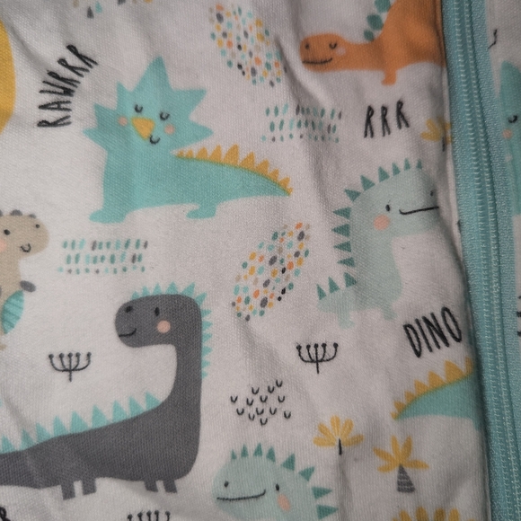 🎉3 for $20 onesie bundle🎉 - Picture 5 of 6